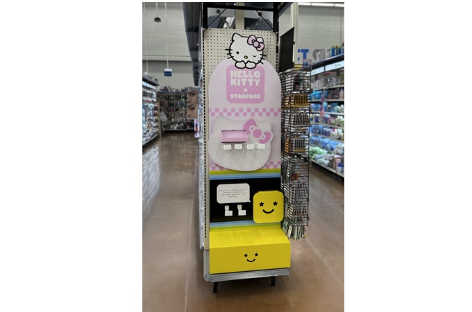 Hello Kitty Retail Display